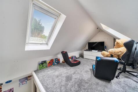 Loft room.jpg