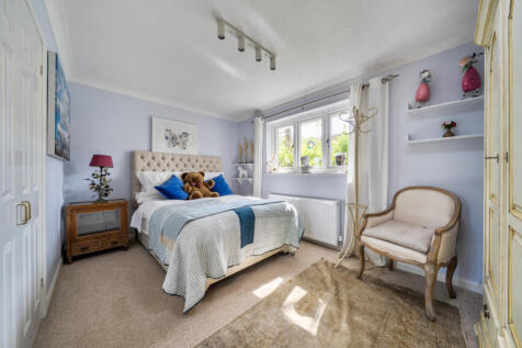 1347360-18-68c025...