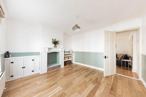 Living Room (1)