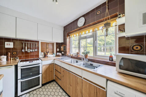 10-25-68230df9594...