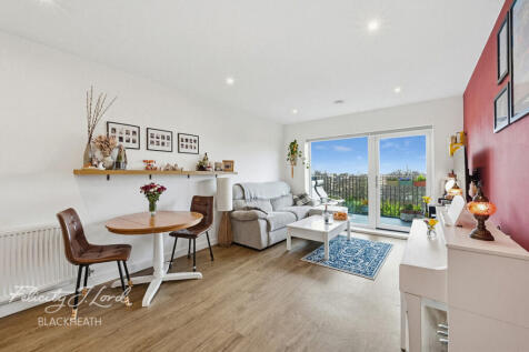 1 bed, 1 bath Apartment in London - Photo 16