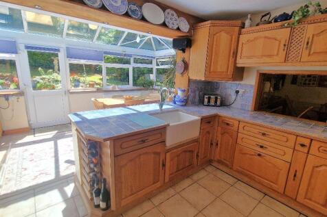 Kitchen to Conservatory