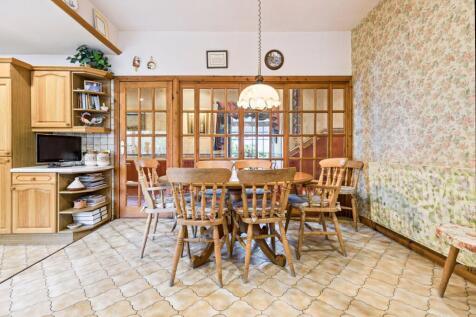 4 bed, 4 bath Detached in Glasgow - Photo 22