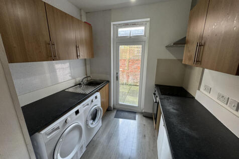 Room 2, 5 Eldon Street
