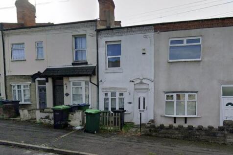 ** Zero Deposit Guarantee Available **
* AVAILABLE AUGUST 2026 * * THREE BEDROOMS * THREE BEDROOM TERRACED PROPERTY AVAILABLE TO RENT IN AUGUST- WILL BE LET UNFURNISHED