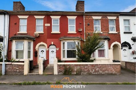Three Bedroom Mid Terrace For Rent, in L21