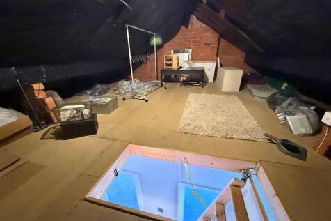 LR12 Loft.jpg