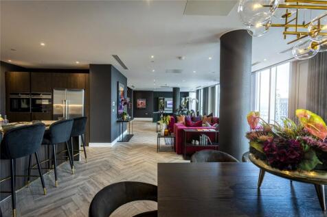 3 bed, 4 bath Penthouse in Manchester - Photo 6