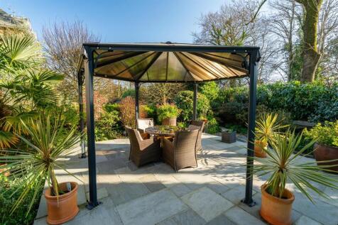 1-Trewinnard-Court_exteriors-26.jpg
