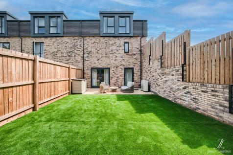 XH2A4366-HDR(3)-E...