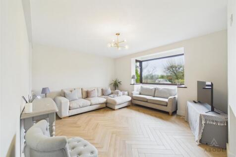 CAM03790G0-PR0142-STILL027.jpg