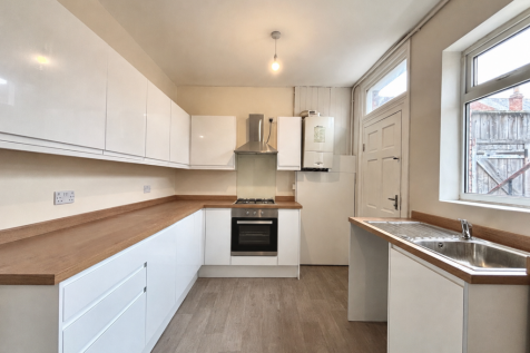 2 Bedroom Flat in DL1 5DX