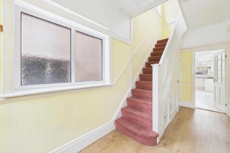 CAM03844G0-PR0422-STILL024.jpg