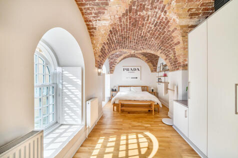 1354053-22-68cd5d...