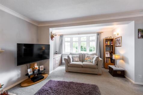 6 Warren Close-008.jpg