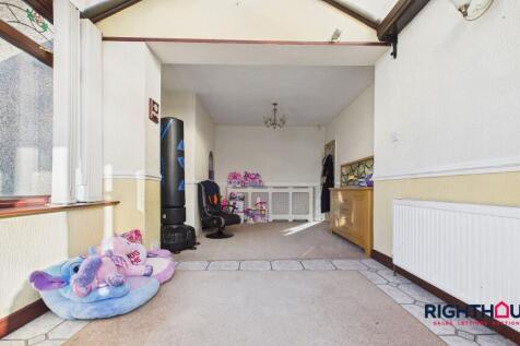 Dining Room/Conservatory