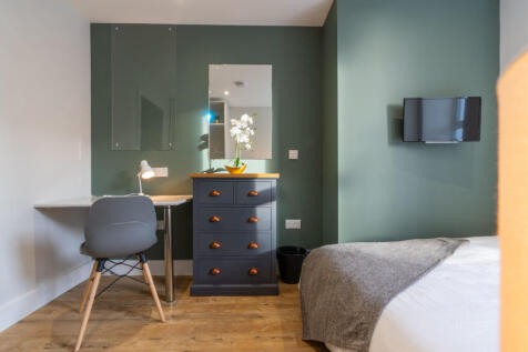 Flat 1, 125 Walter Road Bedroom 12