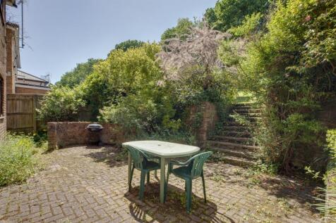 39 Eastern Dene, HP15 7BS-11.jpg