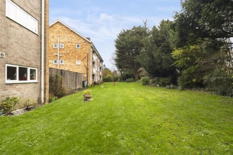 Rear Communal Gardens