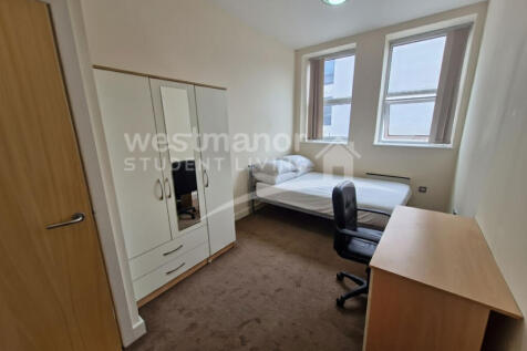 FLAT 17 ROOM 1