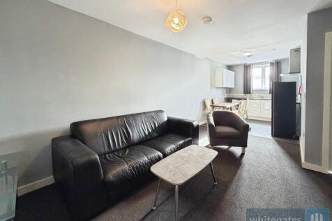 1 Bedroom Flat in LL11 1HH