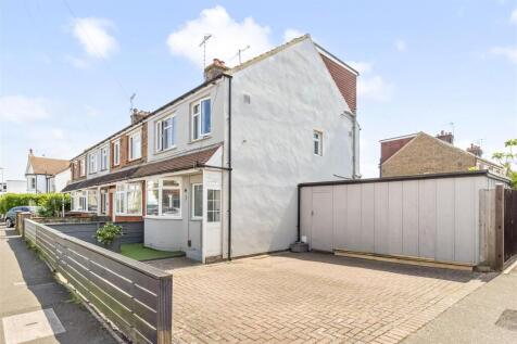 7 Chancton View Road-028.JPG
