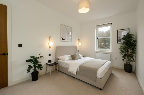 Bedroom 1.png
