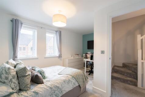 17 Mara Drive-023.JPG