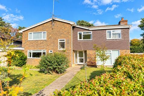 6 Bedroom Detached in GU10 3QD