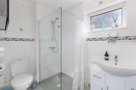 Shower Room En-Suite