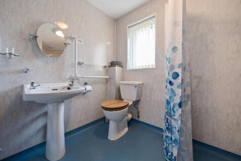 En-Suite Shower R...