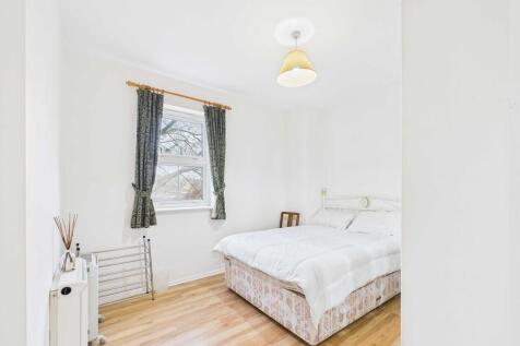 CAM03741G0-PR0135...