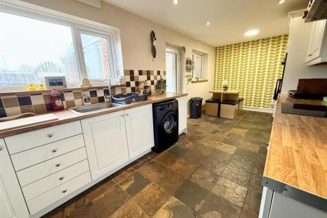 kitchen dining