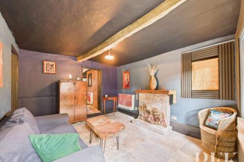 1 Midtown - Living Room