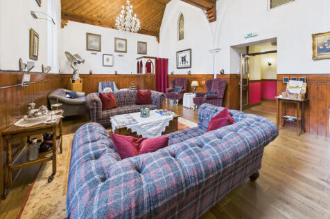 CAM03185G0-PR0108-STILL012