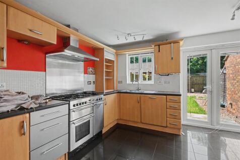Kitchen_1.jpeg