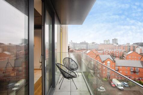 1 bed, 1 bath Apartment in Manchester - Photo 12