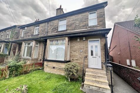 4 Bedroom Terraced in BD11 1AS