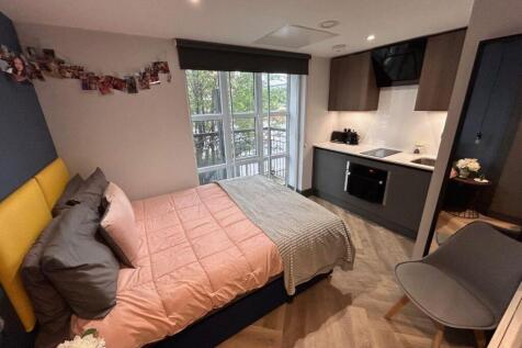 NPP Residential are delighted to introduce to the market this stylish first-floor studio apartment located in the heart of Ancoats, offering a modern open plan living space.