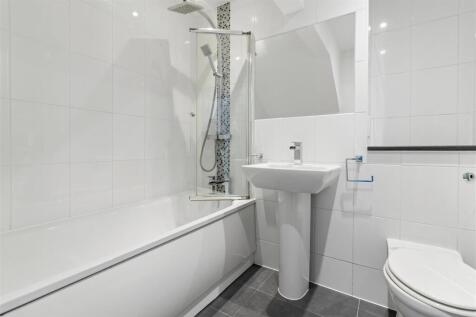 Bathroom.jpg
