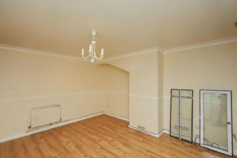 150 Winsor Terrace, Winsor Park Estate, Beckton, London E6 6LD