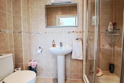 Ensuite Shower Room