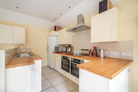 11 Chapel Street-...