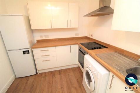 Qube are pleased to bring to the rental market this one bedroom unfurnished upper floor apartment in a secure gated development. Briefly comprising; entrance hall, lounge/dining area, kitchen, a doubl