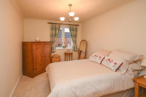 28 Wombrook Court - Bedroom 2.jpg