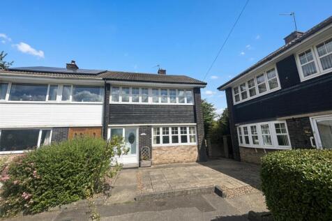 3 Bedroom Semi-Detached in DH1 5LH