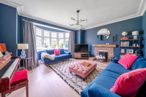 1299043-13-683da0...