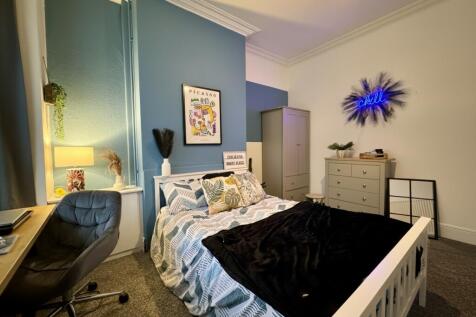 4 Bedroom House in B29 7DX