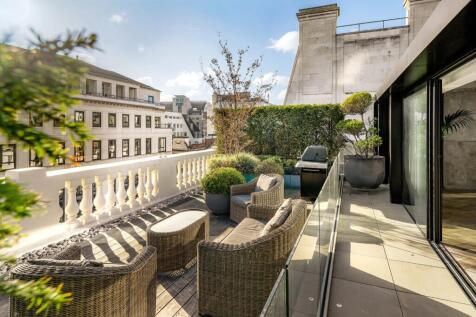 Indoor-Outdoor Space