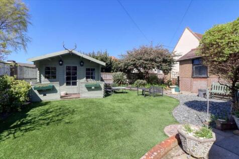 Detached Garage